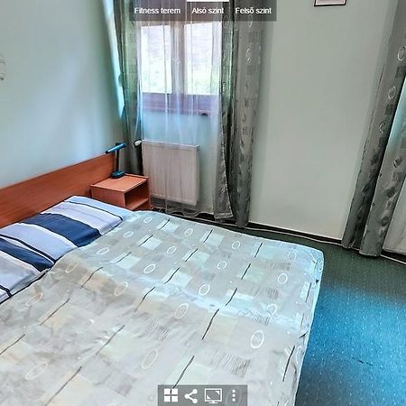 Timarhaz Panzio Bed & Breakfast Szeged Eksteriør bilde