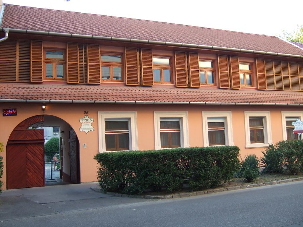 Timarhaz Panzio Bed & Breakfast Szeged Eksteriør bilde