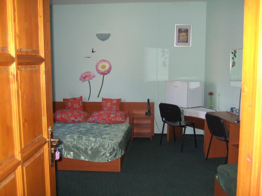 Timarhaz Panzio Bed & Breakfast Szeged Rom bilde